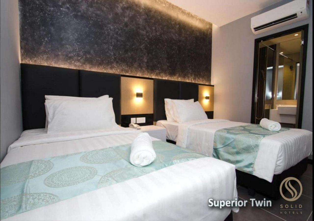 Solid Hotels Johor Bahru Exterior foto
